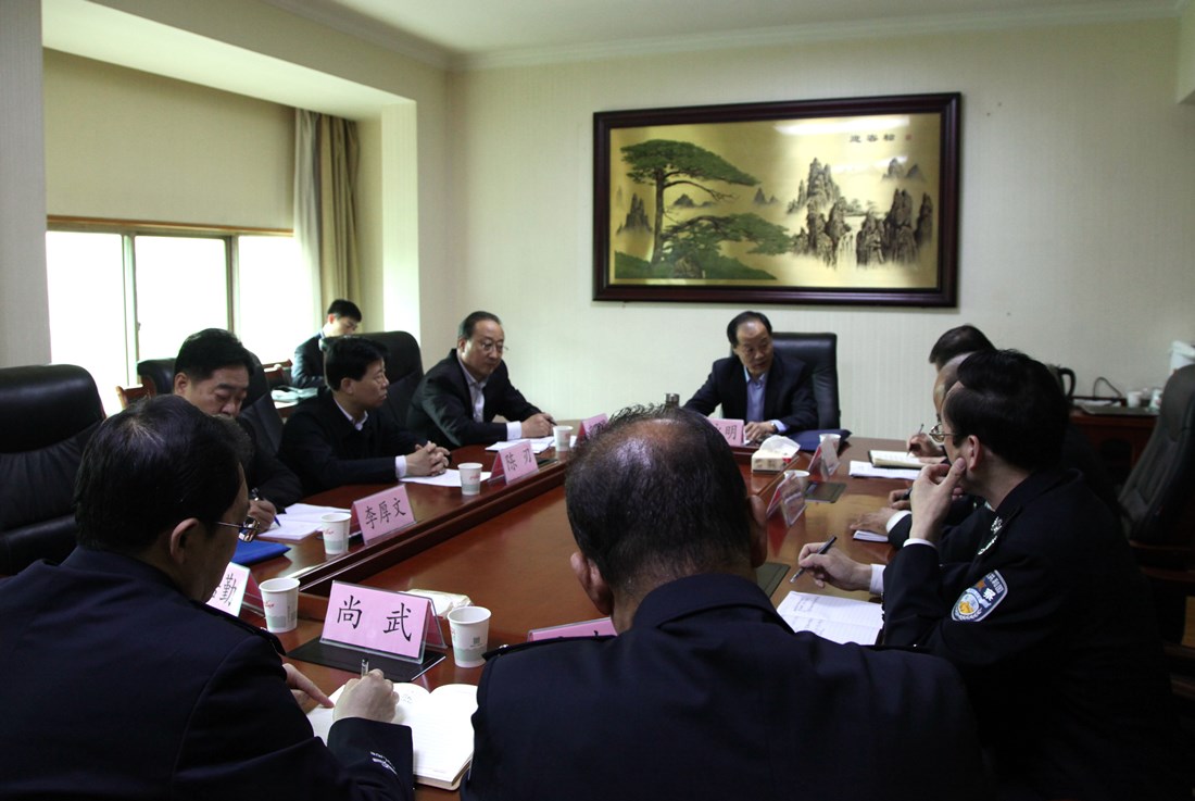 王永明厅长到省戒毒管理局机关调研指导工作