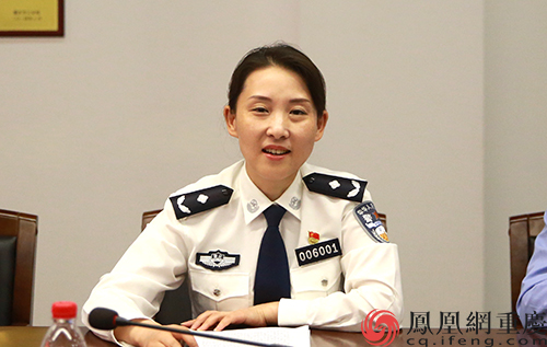 重庆市公安局:办理出入境证件"只跑一次"_重庆频道_凤凰网