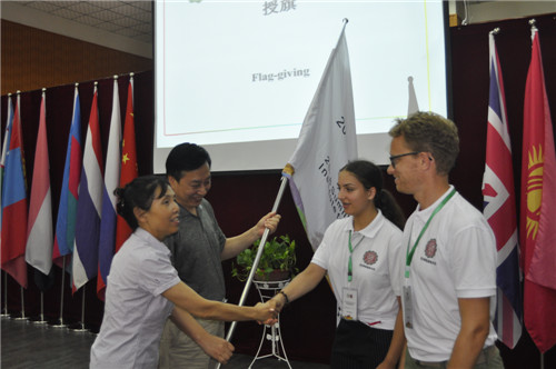 西安博爱国际学校举办英国中学生夏令营开营仪