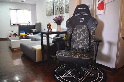 “吃鸡神装”阿卡丁吃鸡电竞椅 专为吃鸡而生