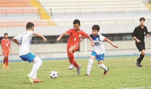 近视可以进入足球队吗,近视可以进入足球队吗知乎
