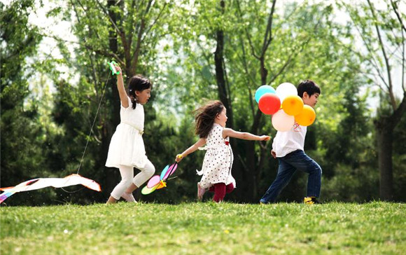 梦境中的温馨时光,梦见与家人共游嬉戏的深层含义 梦境中的温馨时光,梦见与家人共游嬉戏的深层含义