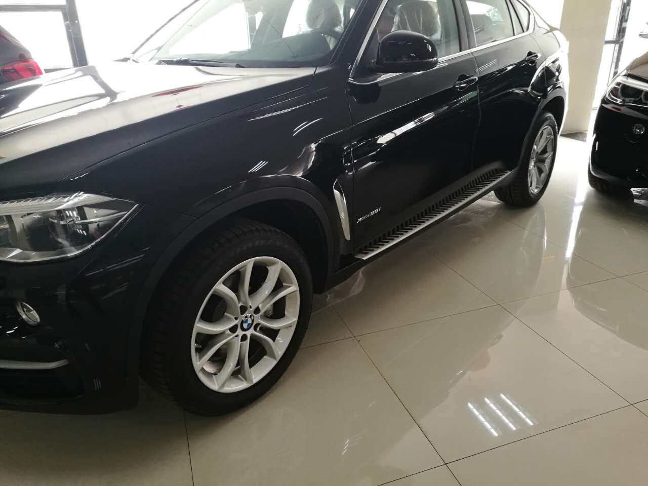 2017款宝马X5报价 天津港现车最低售价