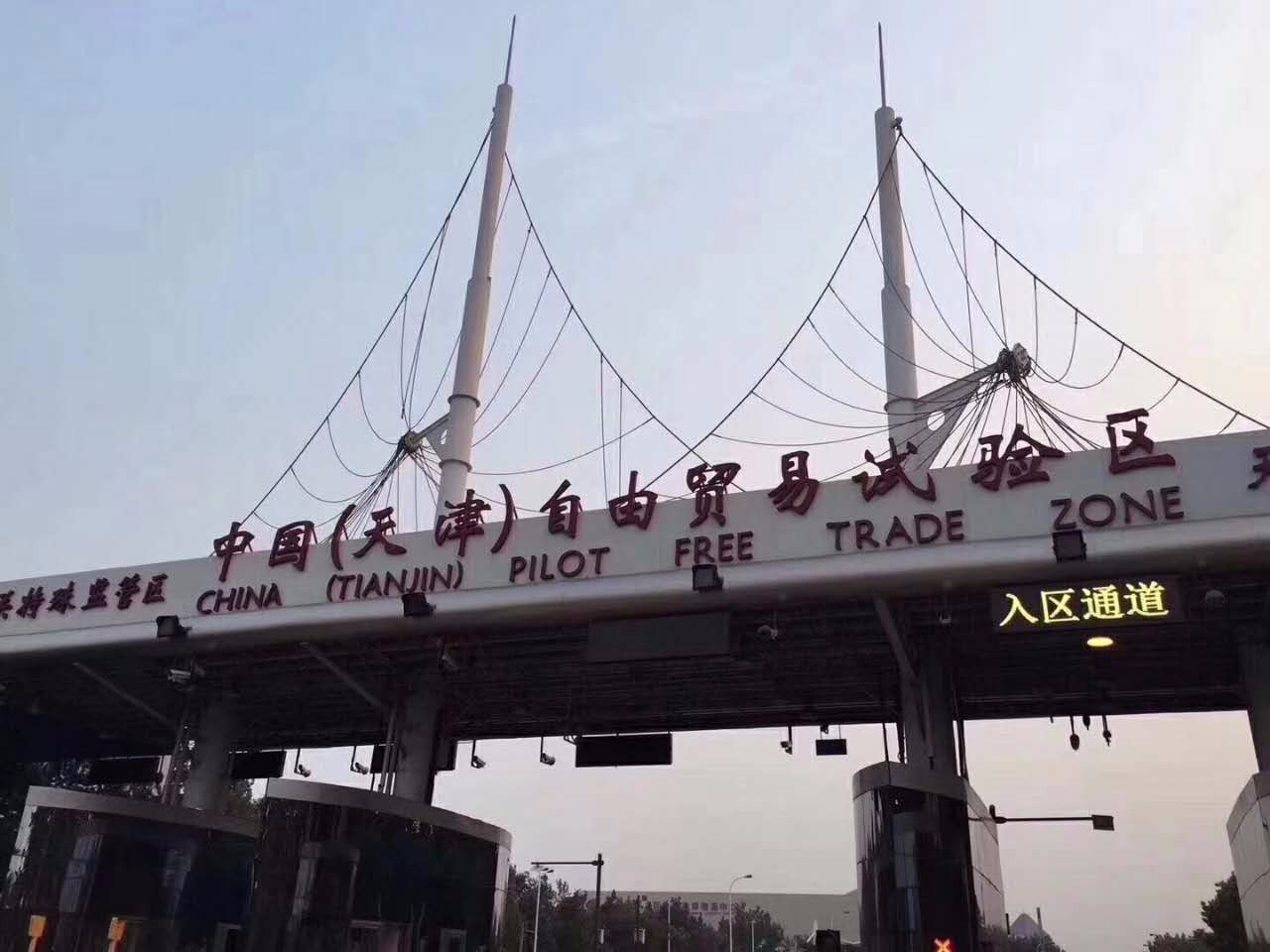 18款酷路泽4000中东版 强势主宰越野界-天津利