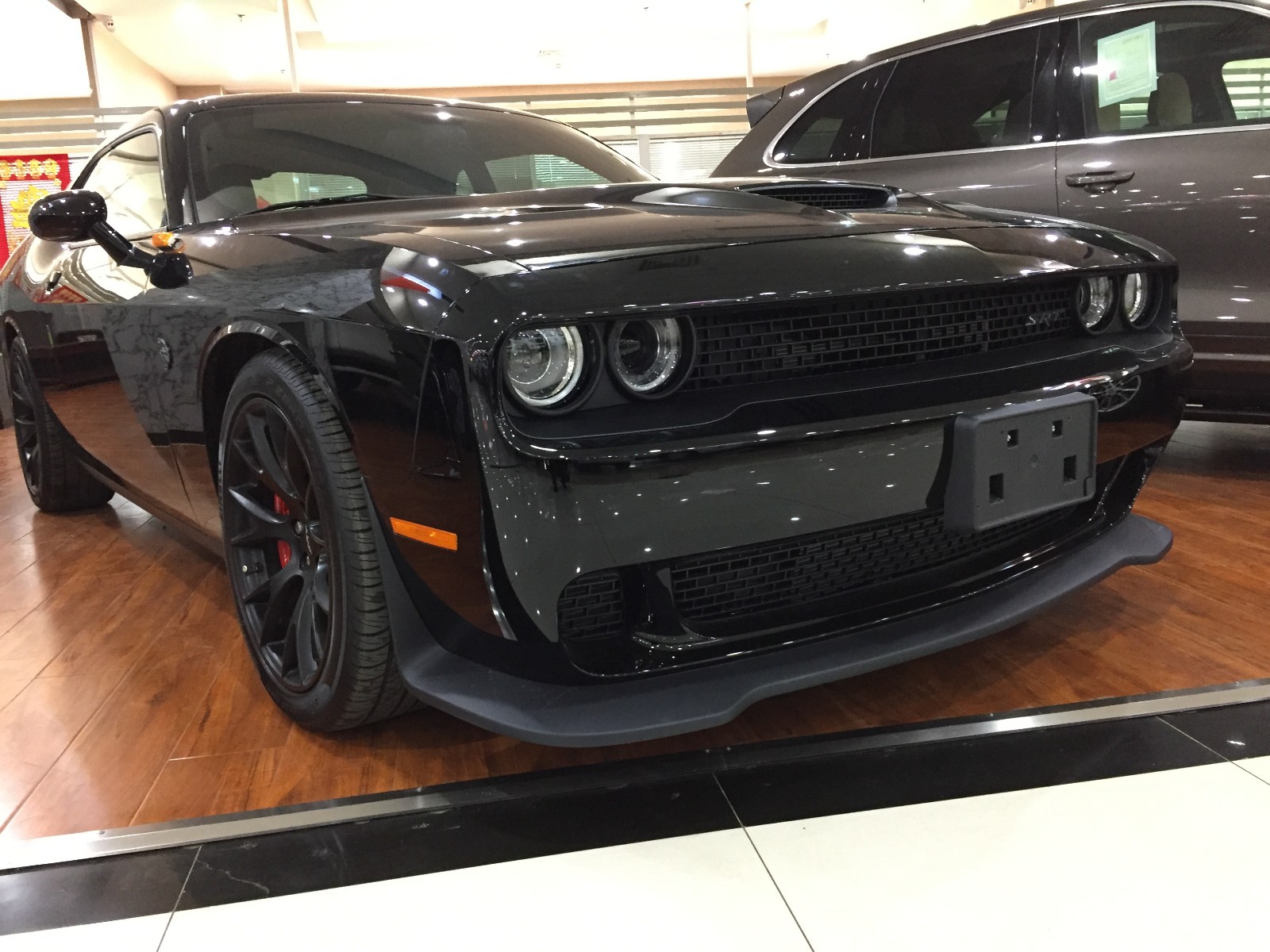 2017款道奇地狱猫srt-hellcat6.2l