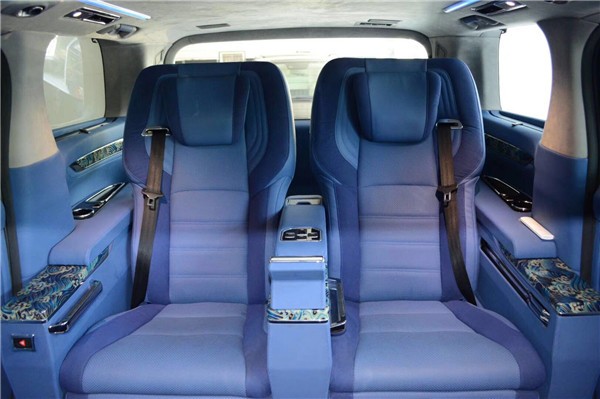 丰田埃尔法蒙娜丽莎MPV和锦版现车价格