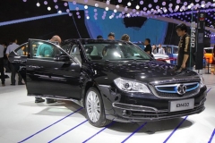 北汽新能源EH300上半年上市 或续航300km