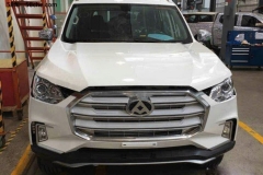 上汽大通D90无伪装谍照 整车彰显硬派