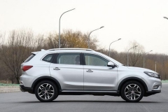 10.4屏幕+智能互联，荣威RX513.88万元？