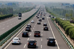 高速不常免费，自驾游到底高速靠谱还是国道？