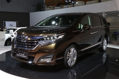 本田艾力绅将换2.0T发动机 竞争别克GL8