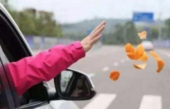 莫名其妙就被秒扣12分了？2017年交规新变化，你可得知道