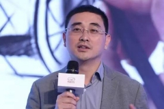 董事长和总裁双双离职，这家车企搞什么事情？