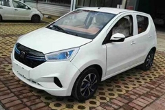 疑似众泰纯电动新车 云100plus实车照曝光