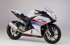本田发布HRC版CBR250RR 比量产版先到国内