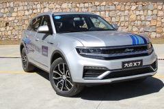 不只有张“明星脸”，试驾众泰大迈X7