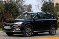 新能源实力“网红” 试驾评测荣威eRX5