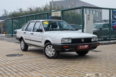 30年前买辆桑塔纳相当于现在买什么车？