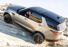 路虎发现5放话：你们的德系SUV能这样做吗？