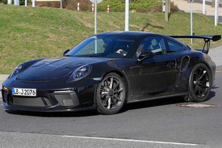 曝新款保时捷911 GT3 RS谍照 2019年上市