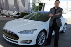 超过福特和通用，特斯拉成美国市值最高的汽车制造商