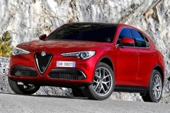 阿尔法罗密欧第一款SUV即将入华，前脸国人能接受吗？