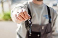 朋友借车想拒绝？这四招让你不尴尬