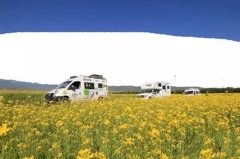 五一小长假开着房车去旅行