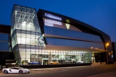 迪拜兰博基尼旗舰店不止是豪车