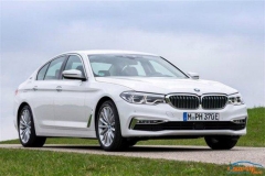 新款宝马5系插混官图发布，百公里油耗1.9L