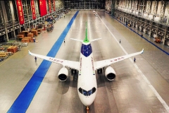 中国造大飞机上天 国产车都坐不住了！