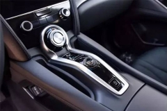 汽车换挡杆越奇葩，安全风险越大？