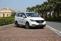 宝骏730 DCT车型谍照曝光 或于年底上市