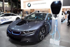 宝马新能源旗舰只有1.5T？Spyder版动力提升