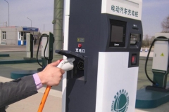 调查：充电桩故障频发背后