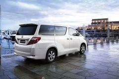 丰田埃尔法为什么加价30万还要疯抢？