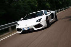 迪拜土豪新玩法 送外卖都用兰博基尼了？