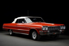 007扮演者罗杰·摩尔仙逝 那些灵魂座驾令人催泪