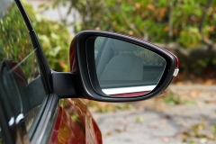 新手倒车入库九大注意事项