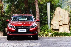 做个内外兼修的谦谦君子——试驾启辰T90