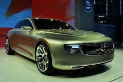 沃尔沃推新车, 气势堪比奔驰, 只要白菜价