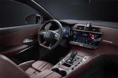 30万还买啥X1，这车带飞机挡杆仿钻仪表