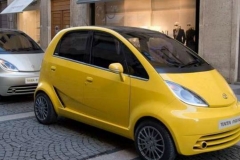 印度神车1.5万售价竟要入华 最多可塞9人