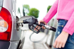 加半箱油/加一箱油 到底哪个对车更好