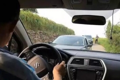开车遭遇“错车”你会开么？老司机都是这么做的