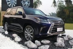 雷克萨斯LX570如何玩转越野与豪华？