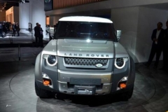 奇瑞国产了一款路虎，2.0L加四驱，预售只要15万