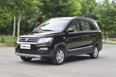 东风风光370 CVT车型上市 售价6.49万元