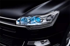 卤素、氙气和LED大灯该怎么选？真的是越贵越好？