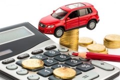 月收入多少才能养得起10万左右的车子 ？